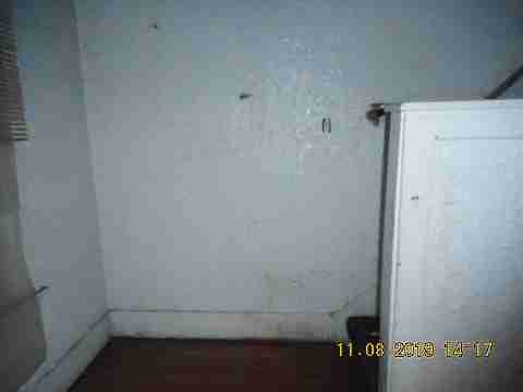 2251 Highland (32)_m.jpg